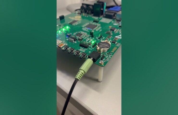 AmiCube F1200 running ZX Spectrum core and loading game from the cassette player! - AMiCube YouTube snapshot
